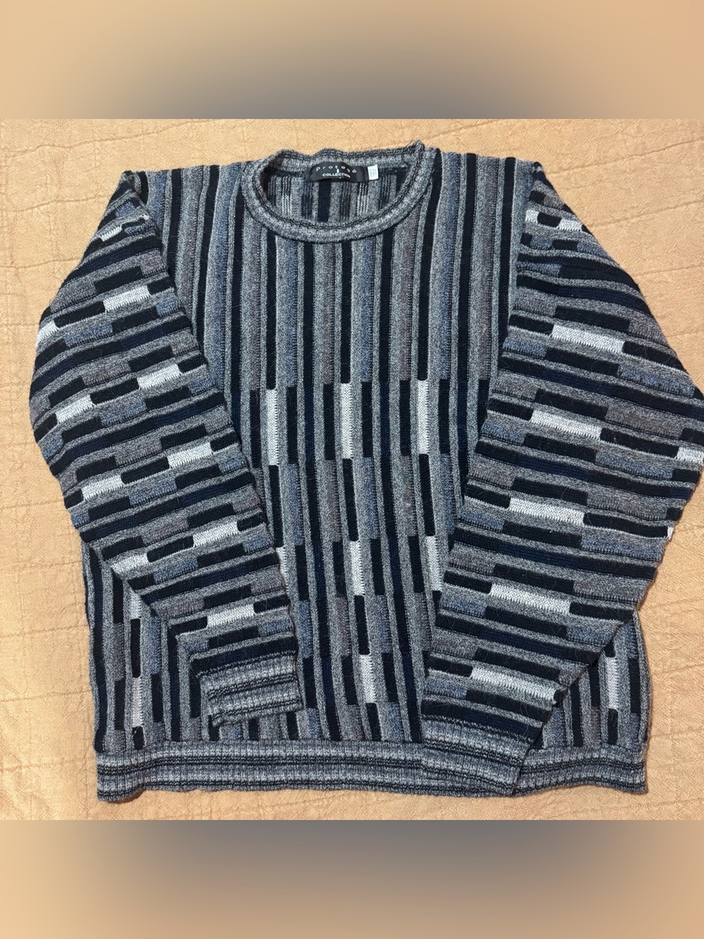 Vintage Protege Collection Men's Geometric Stripe Crewneck Sweater - Gray & Navy
